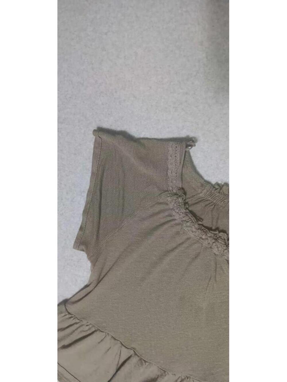 Free People Cropped Short Sleeve Blouse Womens Size XS Sage Green Partial Button - Picture 10 of 11
